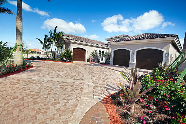 Best Professional Driveway Pavers  in Bartlett, TN